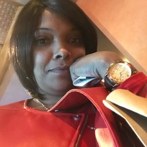 Meet your Posher, Brandie